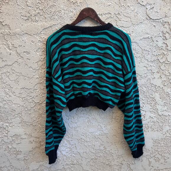Vintage College Point Black Teal Striped Cropped Sweater Slouchy Knit Size - Picture 2 of 4